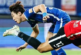 维拉城主场不敌对手，英超保级形势愈发严峻