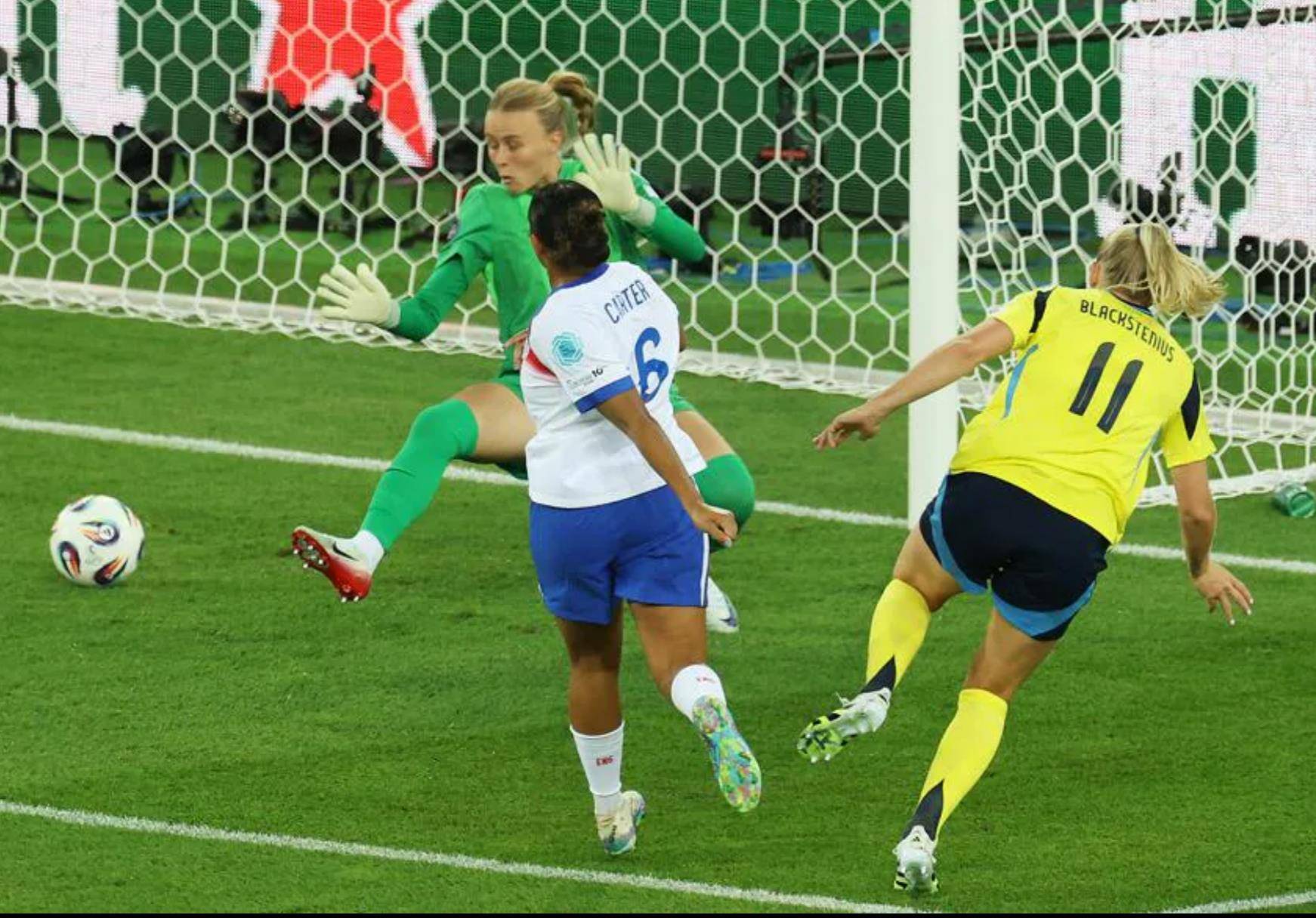 瑞典女足备战紧张，冲刺胜利在望