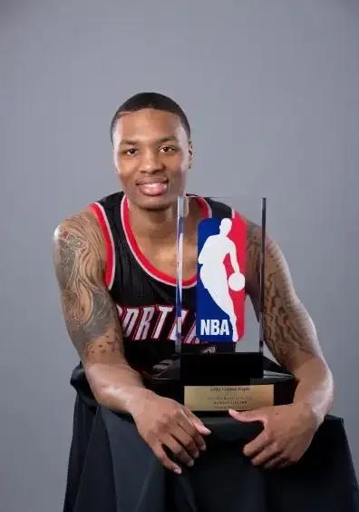 开拓者击败凯尔特人,利拉德独得35分 开拓者击败凯尔特人,利拉德独得35分