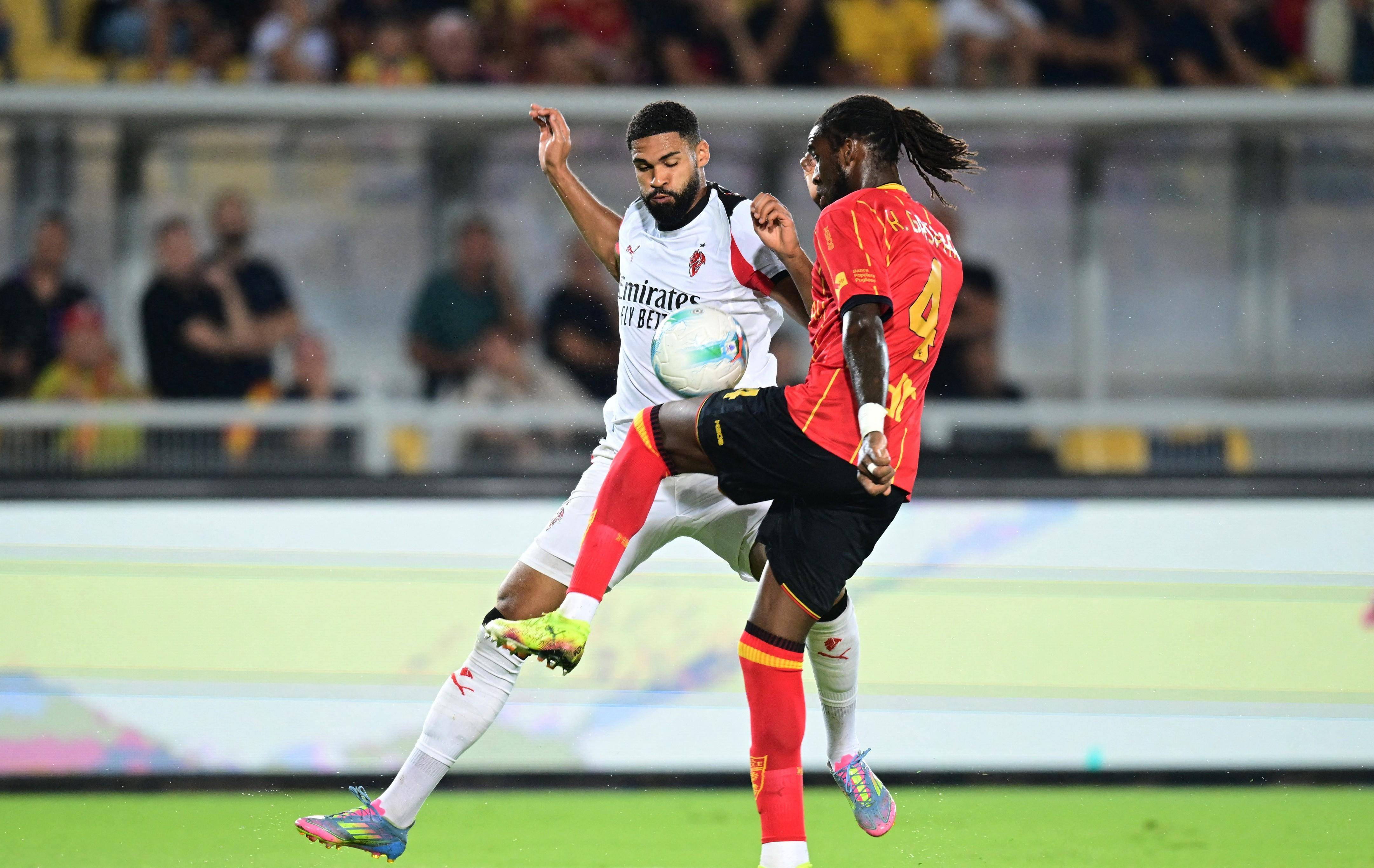 AC米兰客场力克热那亚,稳固前四位置 AC米兰客场力克热那亚,稳固前四位置