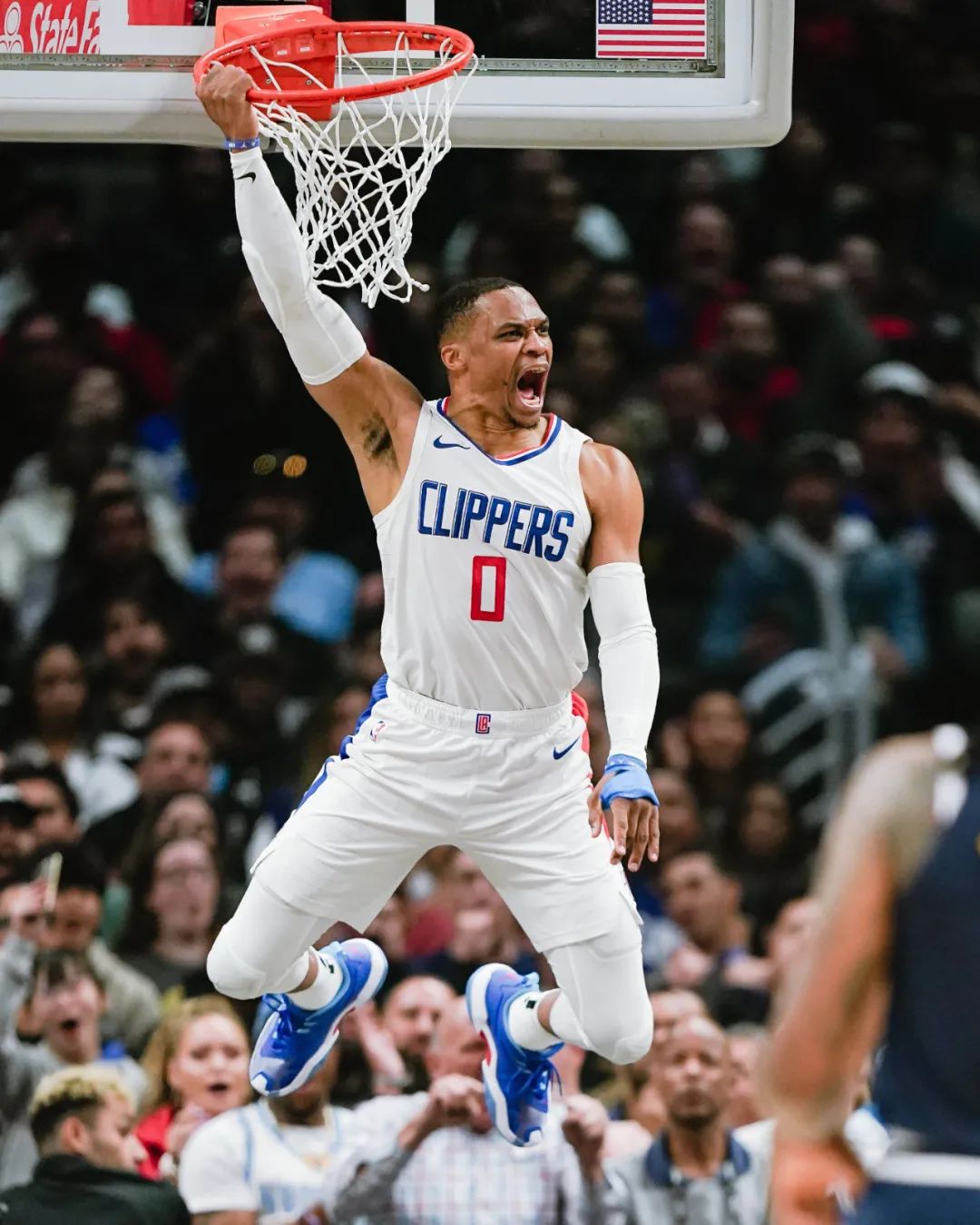 包含魔术爆冷篮网，威斯布鲁克绝境逆转的词条