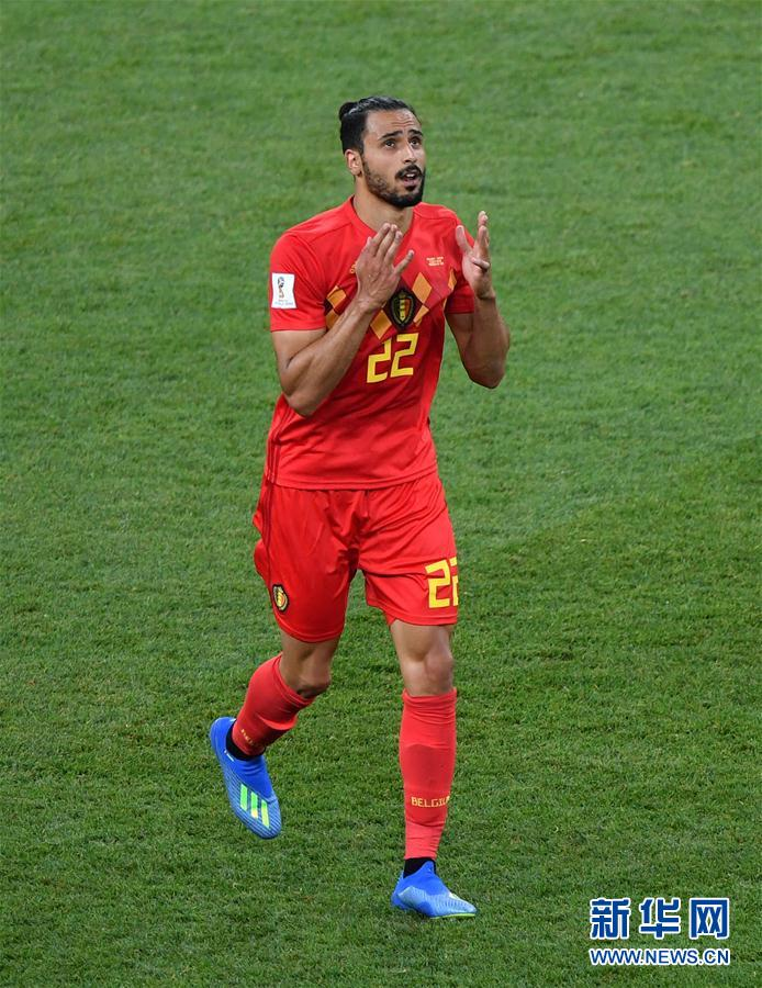 包含比利时队凭借绝杀，成功晋级淘汰赛的词条