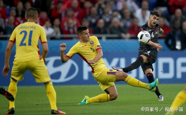 罗马尼亚队挺进下一轮，展现出顽强斗志