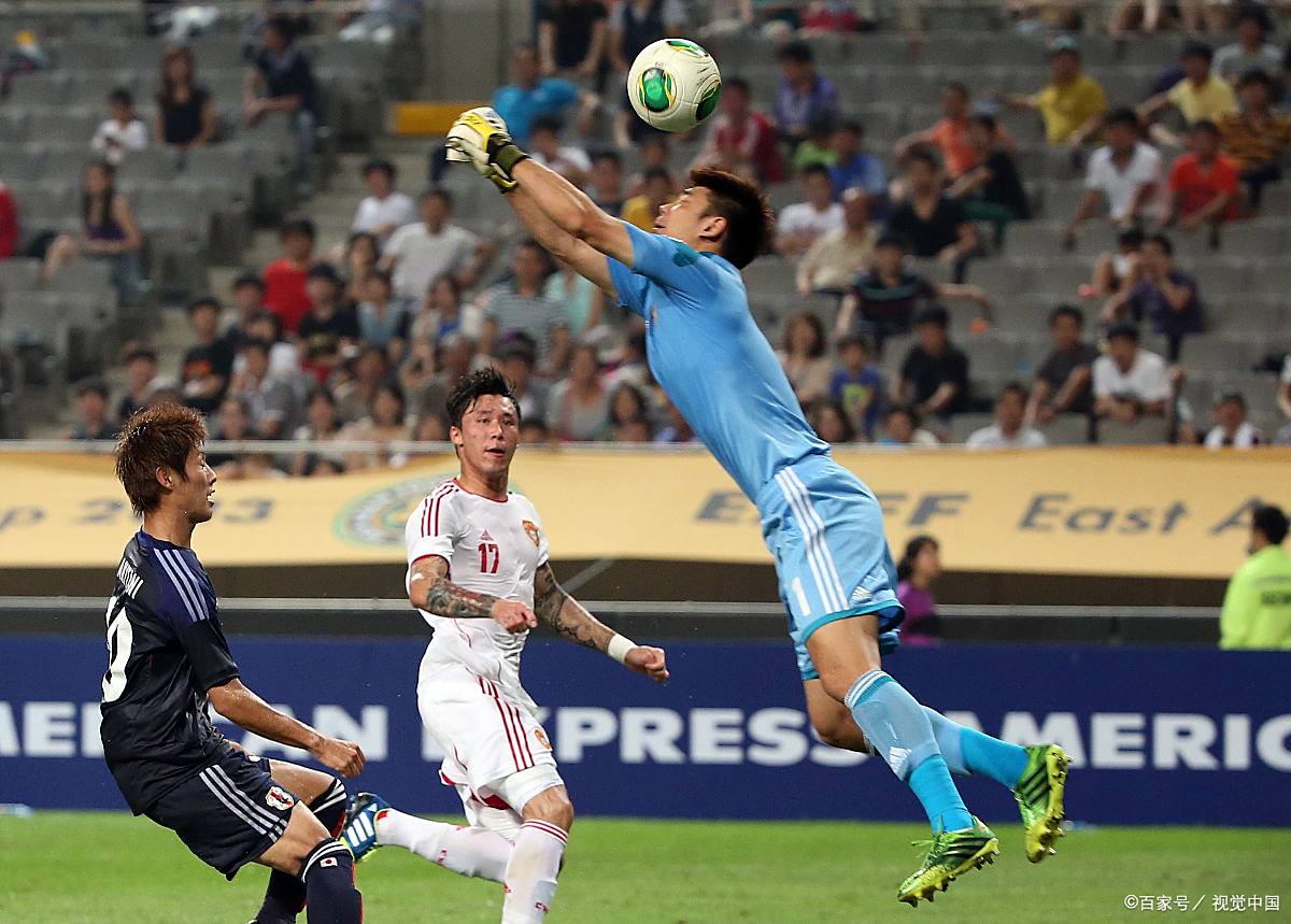 中场核心连续进球，球队领先优势扩大