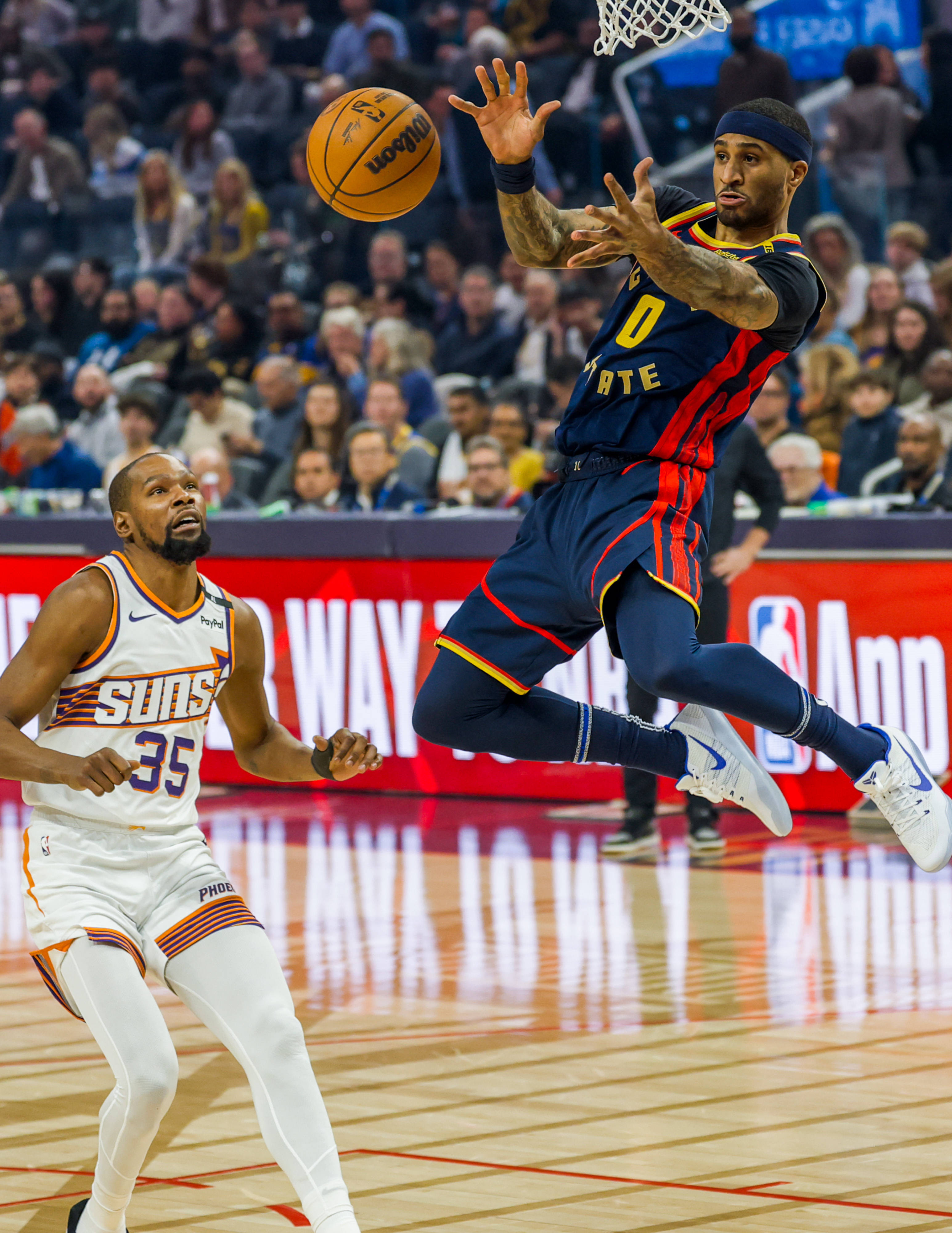 世界篮球赛场再掀热潮,精彩不断 世界篮球赛场再掀热潮,精彩不断